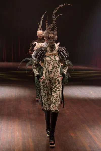 Look 6